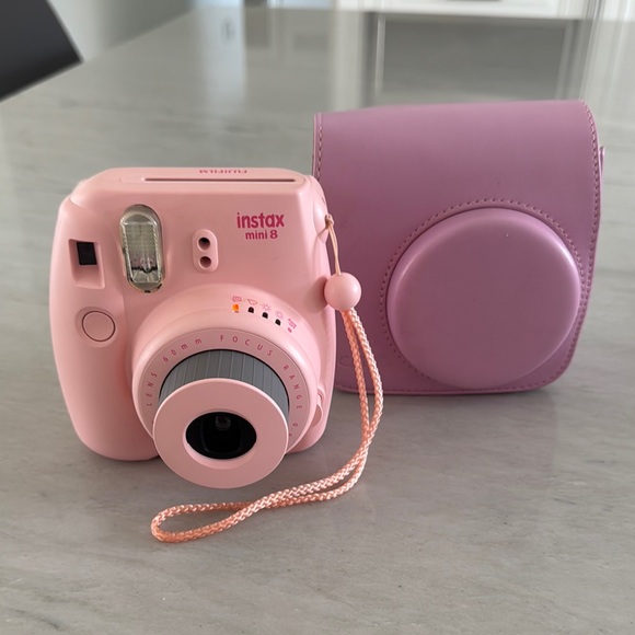 Fujifilm Instax Mini Instant Camera Pink
